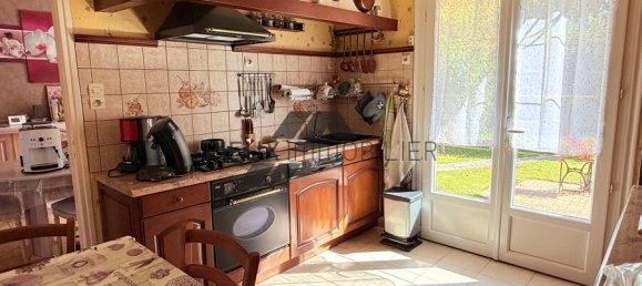 Casa T5 em Cinqueux, France N.º 347181 2