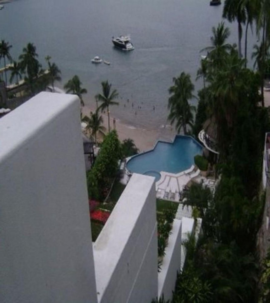 Apartamento de 3 dormitorios en Guerrero, Mexico No. 183014