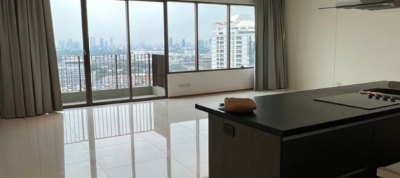3 bedrooms Condo in Bangkok, Thailand No. 6342 4