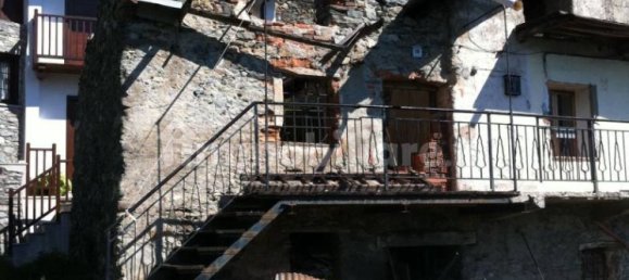 1 Schlafzimmer Haus in Chatillon, Italy, Nr. 79675 2