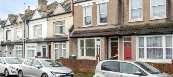 1 bedroom Apartment in London, United Kingdom No. 7827 11