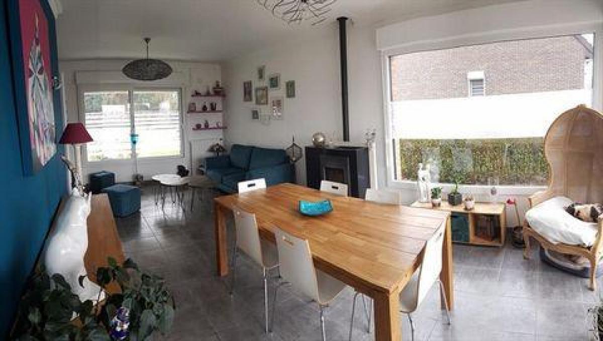 6 bedrooms House in Rosult, France No. 32092