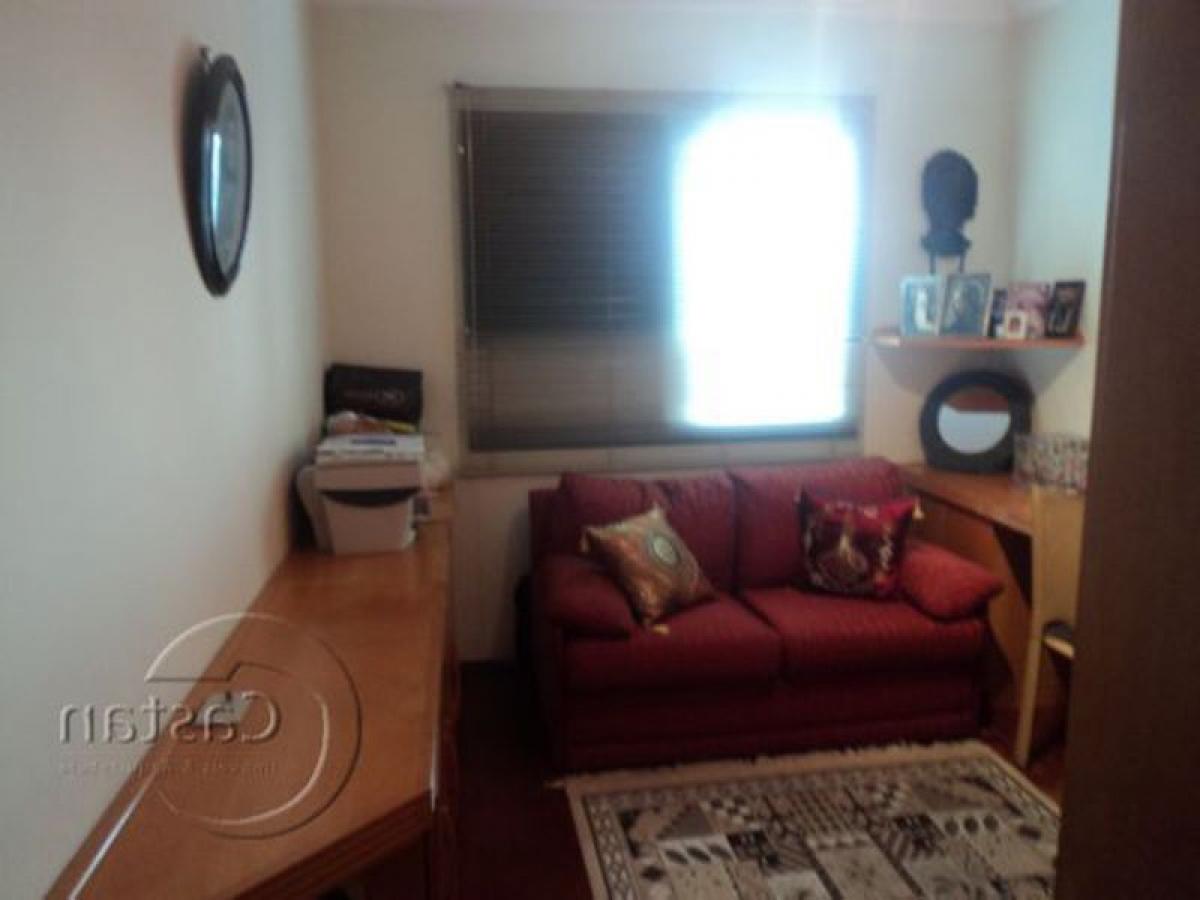 Casa de 3 dormitorios en Sao Paulo, Brazil No. 562696