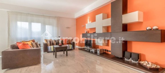 2 bedrooms Apartment in Rome, Italy No. 59779 38