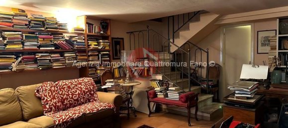 2 bedrooms House in Fano, Italy No. 146745 3