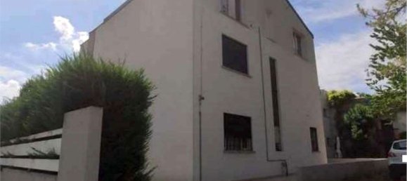 10 rooms Apartment in Padua, Italy No. 15419 22