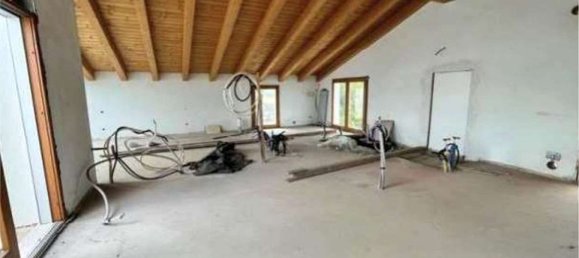 10 rooms Apartment in Padua, Italy No. 15419 14