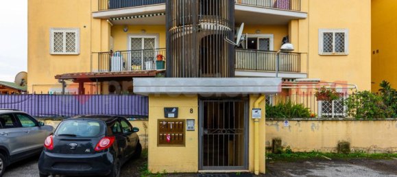 3 rooms Apartment in Albano Laziale, Italy No. 266025 3