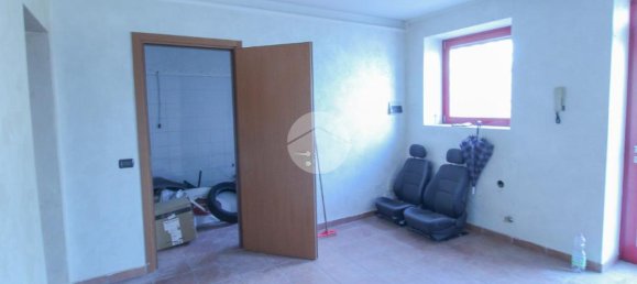 2غرفة مستودع في Agnadello, Italy رقم 353974 12