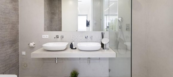 4 bedrooms Villa in Loule, Portugal No. 7704 9