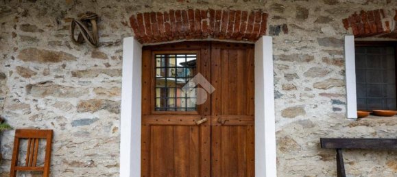 2 bedrooms House in Venasca, Italy No. 223743 2