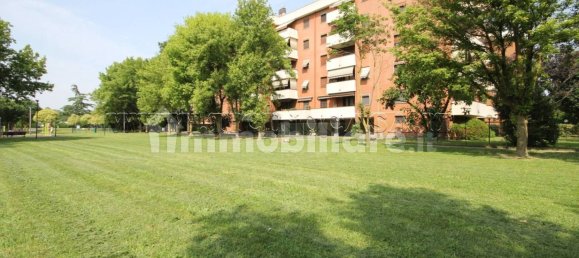 2 Schlafzimmer Wohnung in Magenta, Italy, Nr. 258211 16