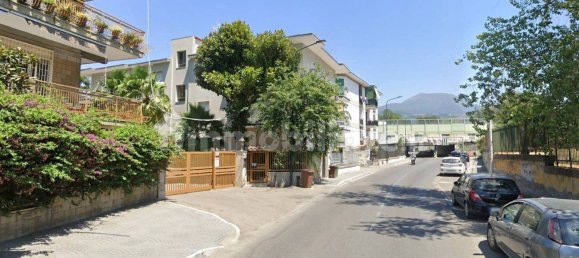 2 chambres Appartement à Portici, Italy No. 342256 23