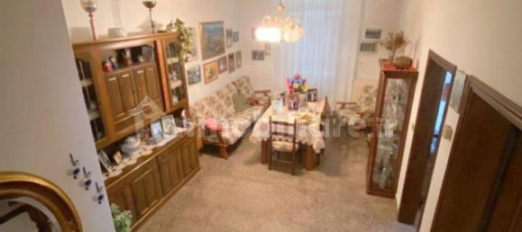 3 bedrooms House in Lamporecchio, Italy No. 166287 4