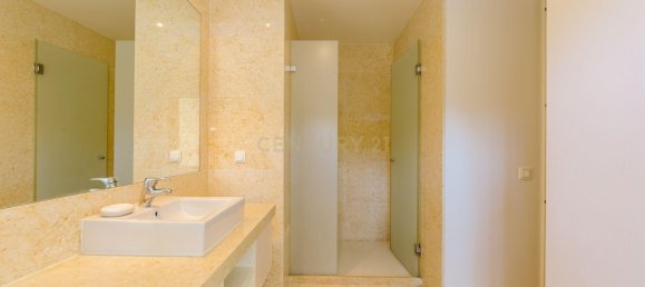 Villa de 4 dormitorios en Cascais, Portugal No. 172841 18