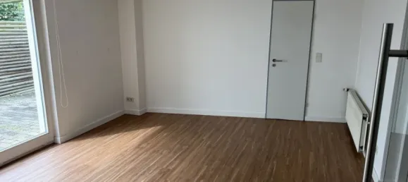 Здание с 45 комнатами в Hildesheim, Германия № 371802 9