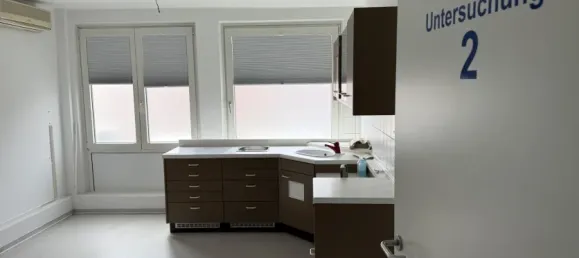 Здание с 45 комнатами в Hildesheim, Германия № 371802 24