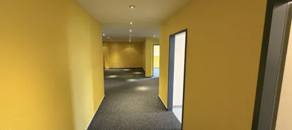 Здание с 45 комнатами в Hildesheim, Германия № 371802 14