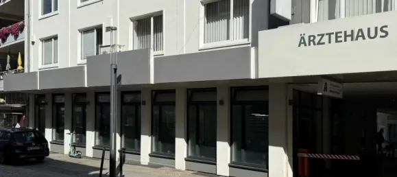 Здание с 45 комнатами в Hildesheim, Германия № 371802 5