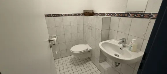 Здание с 45 комнатами в Hildesheim, Германия № 371802 15