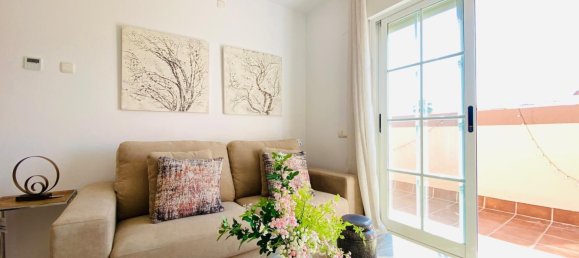 1 bedroom Penthouse in San Luis de Sabinillas, Spain No. 180386 3