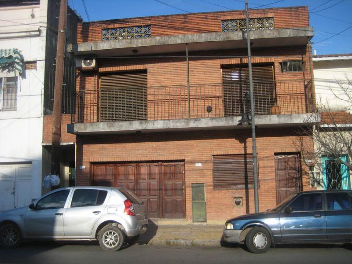 4 bedrooms House in San Fernando, Argentina No. 10709