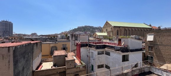 Penthouse T3 em Naples, Italy N.º 325220 3