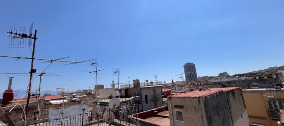 Penthouse T3 em Naples, Italy N.º 325220 2