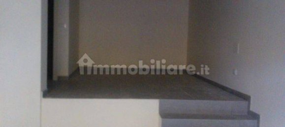 Almacén de 1 habitación en Lucca, Italy No. 135116 3