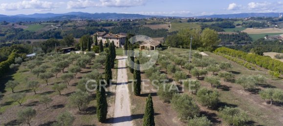 7 bedrooms House in Todi, Italy No. 179492 8