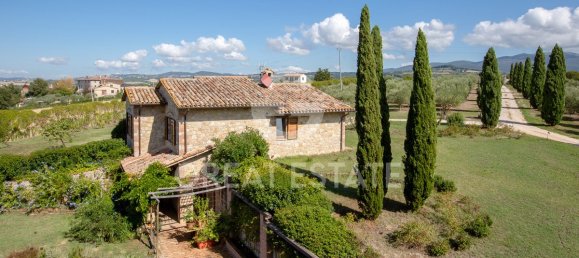 7 bedrooms House in Todi, Italy No. 179492 15