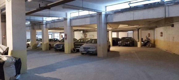 1080m² Property in Kalamaria, Greece No. 4260 9