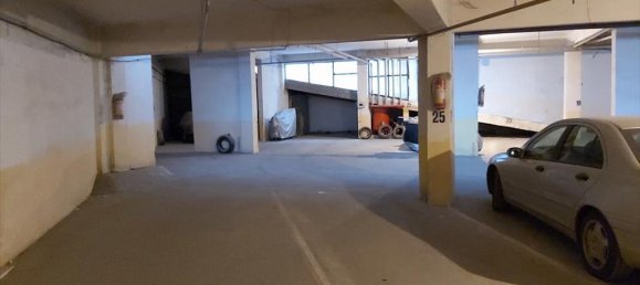 1080m² Property in Kalamaria, Greece No. 4260 12