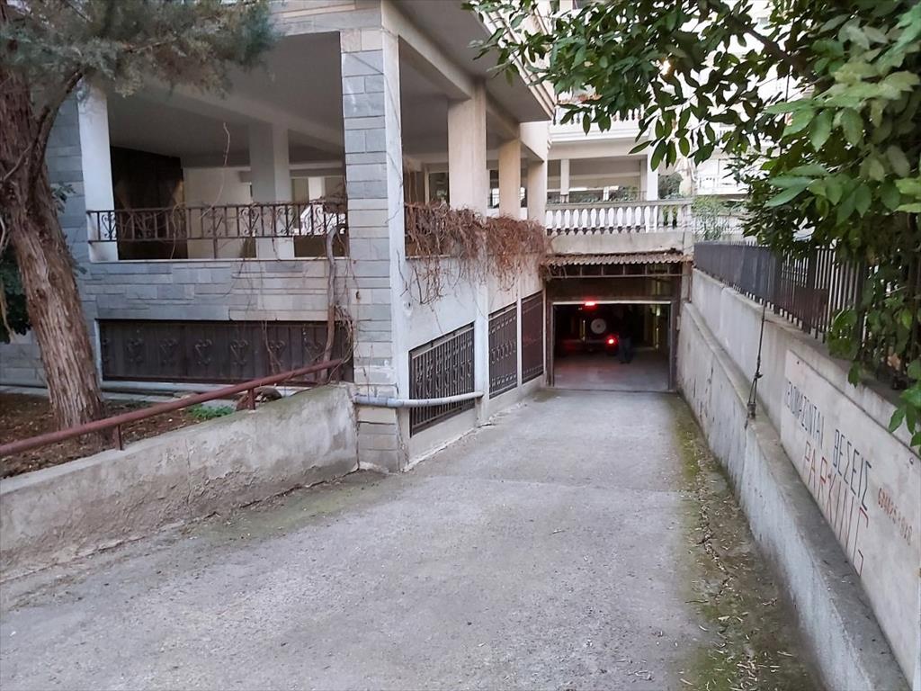 1080m² Land in Kalamaria, Greece No. 4260