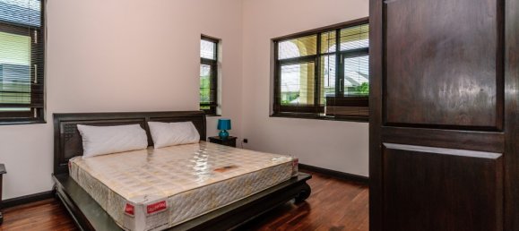 3 bedrooms Cafe / restaurant in Hua Hin, Thailand No. 7001 10