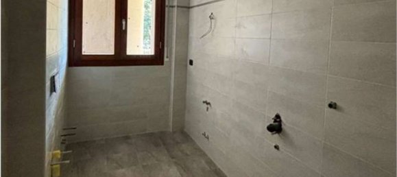 Квартира с 3 спальнями в Кантелло, Италия № 363520 23