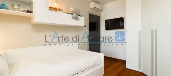 3 bedrooms Apartment in Monza, Italy No. 115855 25