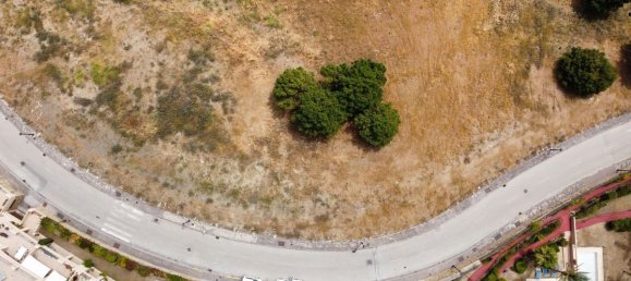 Terreno en Estepona, Spain 575 m² No. 191100 11