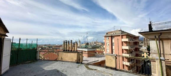 3 bedrooms Apartment in Genoa, Italy No. 105555 21