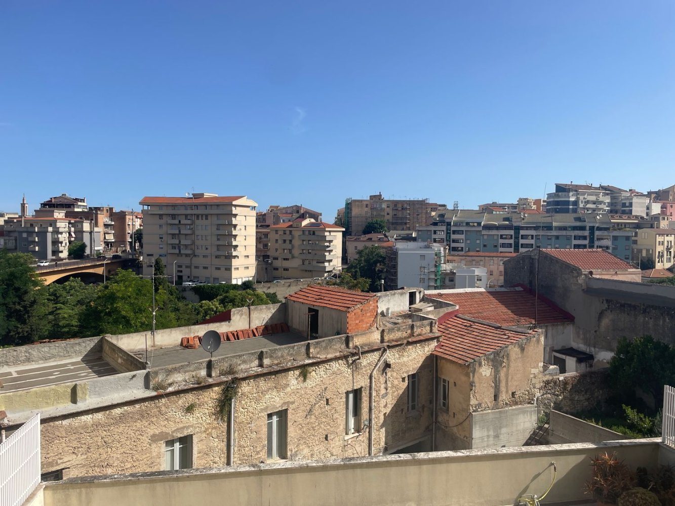 Квартира с 5 комнатами в Сассари, Италия № 88259