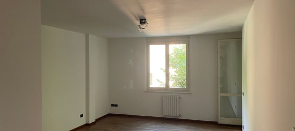 Квартира с 5 комнатами в Сассари, Италия № 88259 21