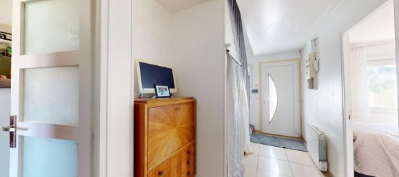 Casa de 5 dormitorios en Saint-Pathus, France No. 333393 6