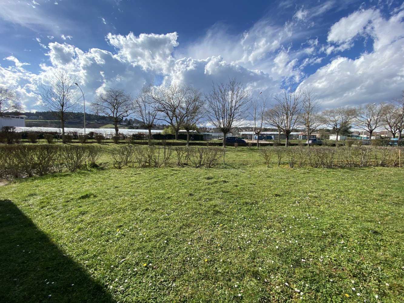  Land in Dijon, France No. 196917