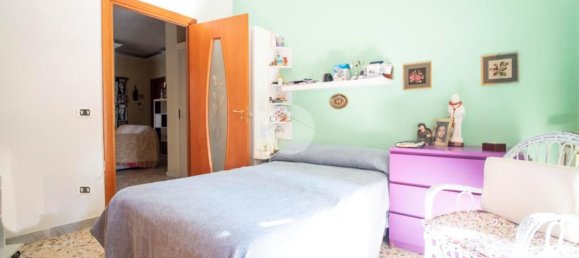 3-Zimmer Wohnung in Naples, Italy, Nr. 31590 32