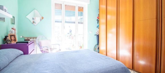 3-Zimmer Wohnung in Naples, Italy, Nr. 31590 31