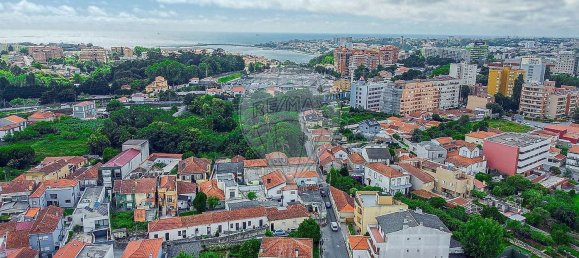 5 غرف نوم منزل في Vila Nova de Gaia, Portugal رقم 29183 10