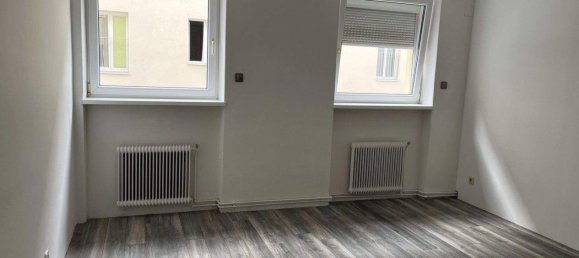 2 rooms Apartment in Hernals, Austria No. 236074 2
