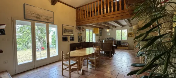 Castillos de 4 dormitorios en Puy-Saint-Martin, France No. 321694 9