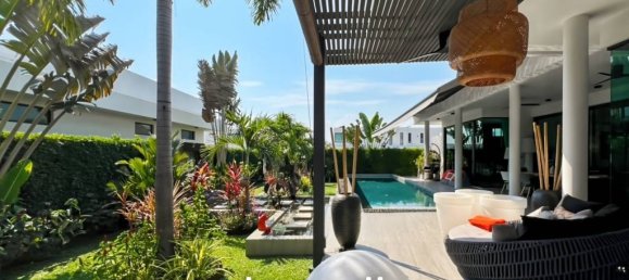 5 bedrooms Villa in Hua Hin, Thailand No. 27449 3