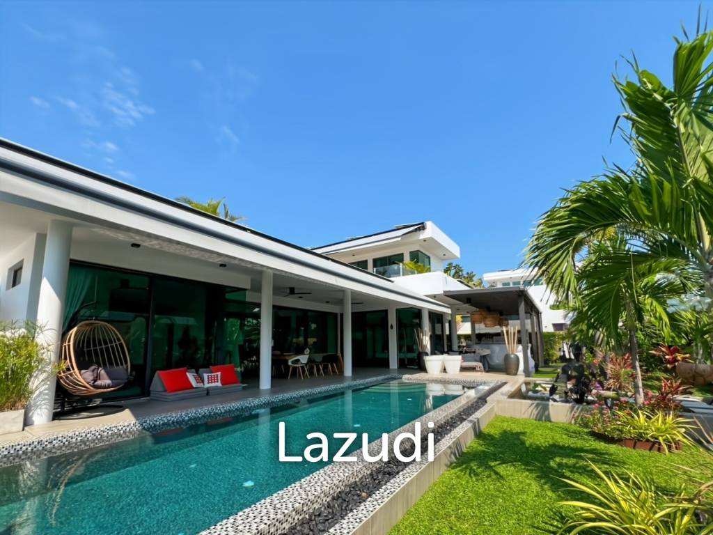 5 bedrooms Villa in Hua Hin, Thailand No. 27449